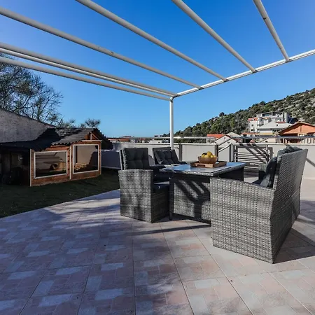 Διαμέρισμα Rita Luxury